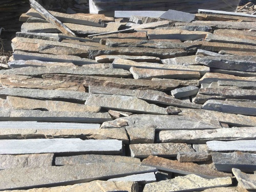 Горбушка златолит мультиколор для облицовки купить в Кемеровской области