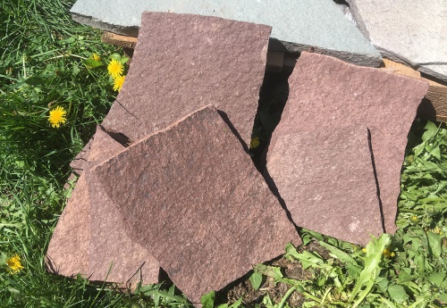 Плитняк лемезит бордовый для цоколя 1,5-2 см купить в Кемеровской области