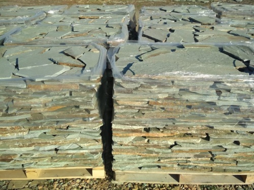 Плитняк златолит зелёный для цоколя, отмостки купить в Кемеровской области