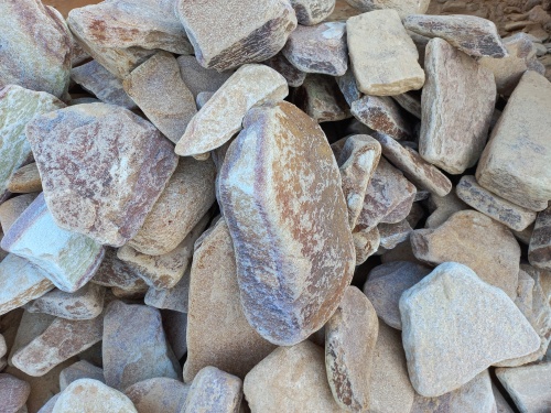 Златолит жёлтый, жёлто-зелёный глыбки и валуны для ланшафтного дизайна купить в Кемеровской области