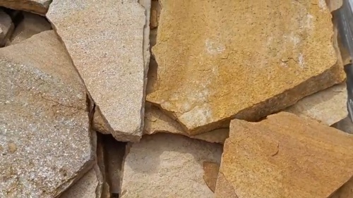 Плитняк златолит жёлтый для фасада 1,5-3 см купить в Кемеровской области