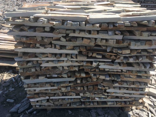 Горбушка златолит золотистый для облицовки купить в Кемеровской области