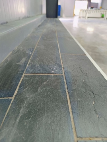 Плитка чёрная из натурального камня фасадная 30 см * 5 см, толщина 7 мм -30 мм купить в Кемеровской области